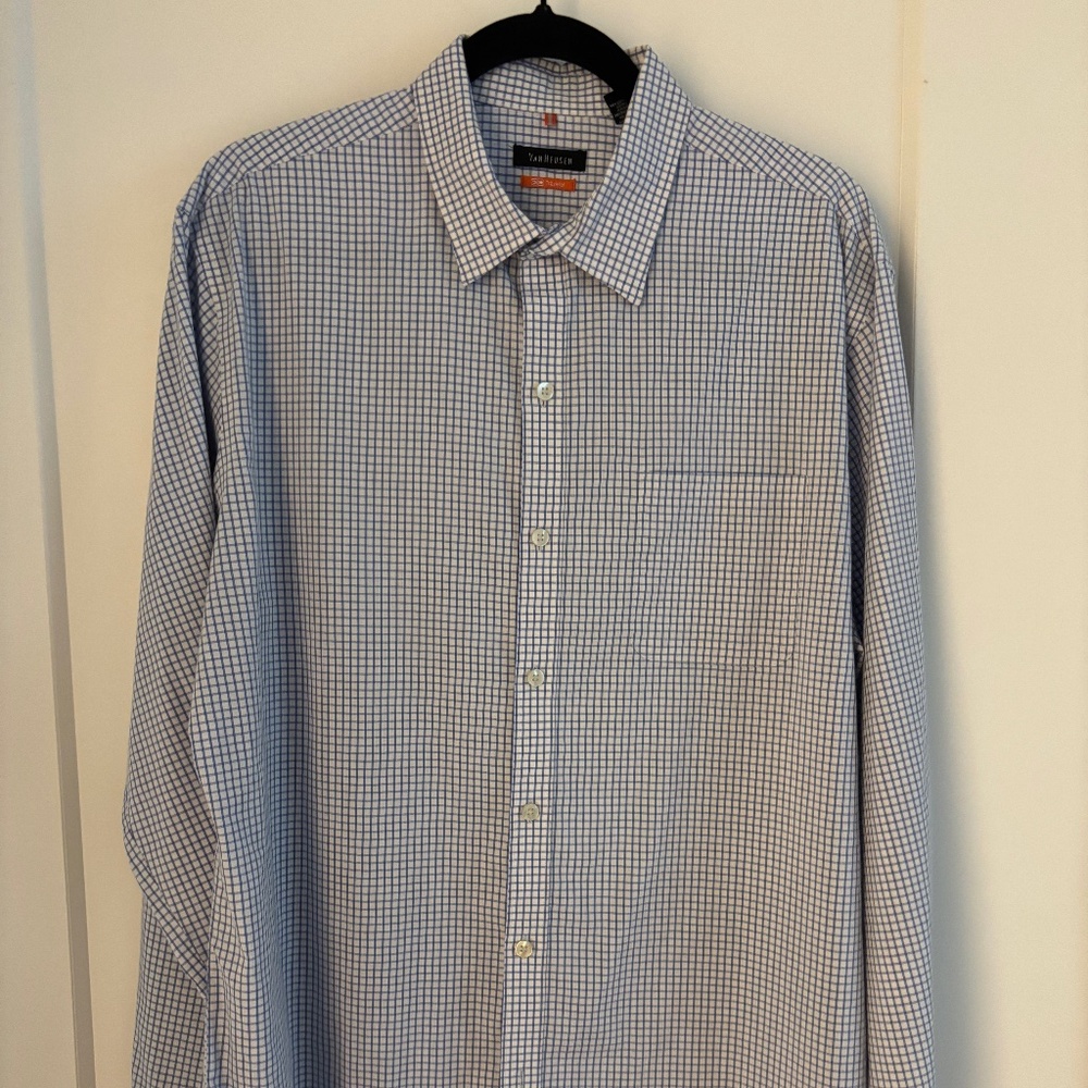 Van Heusen Traveler Blue Button Down Large Long Sleeve 16-16.5